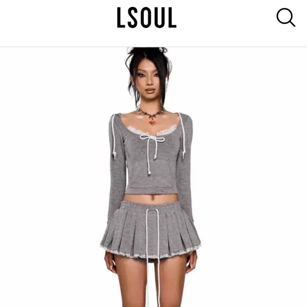 Like new LSEOUL gray set